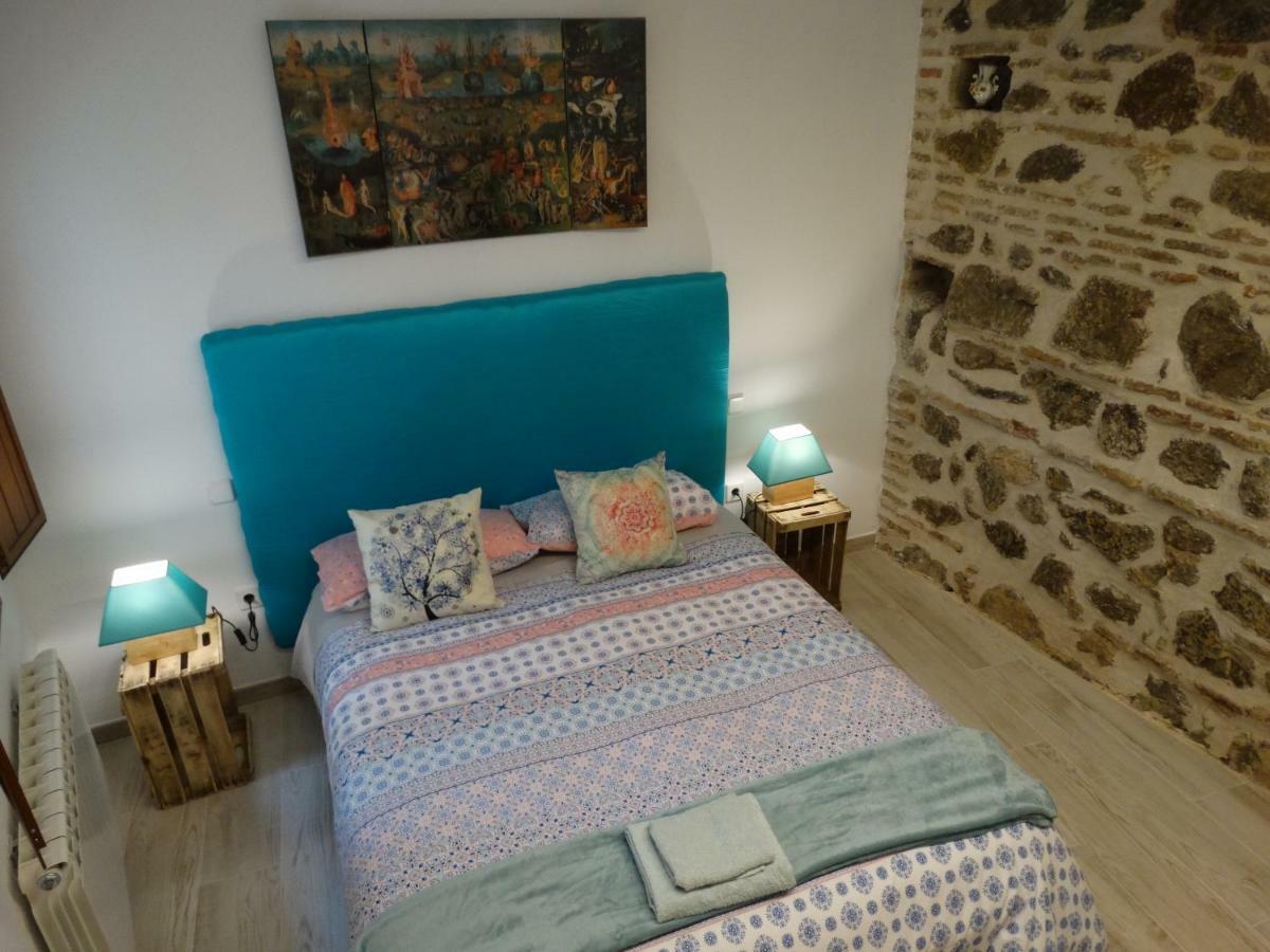 Apartamento El Muro De Piedra