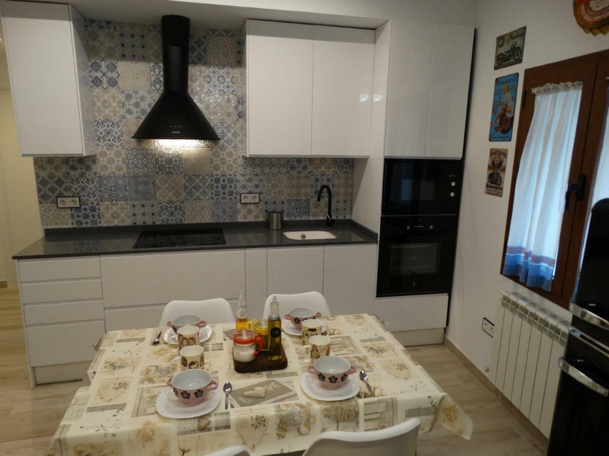 El Muro De Piedra Apartamento *